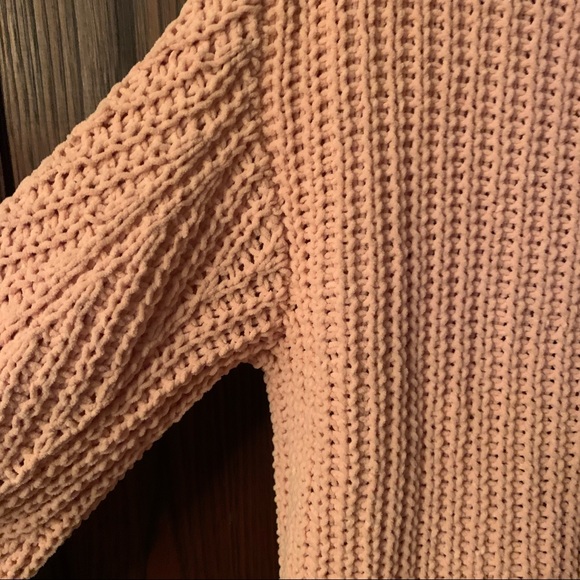 H&M pink Chenille knit sweater - Picture 5 of 9